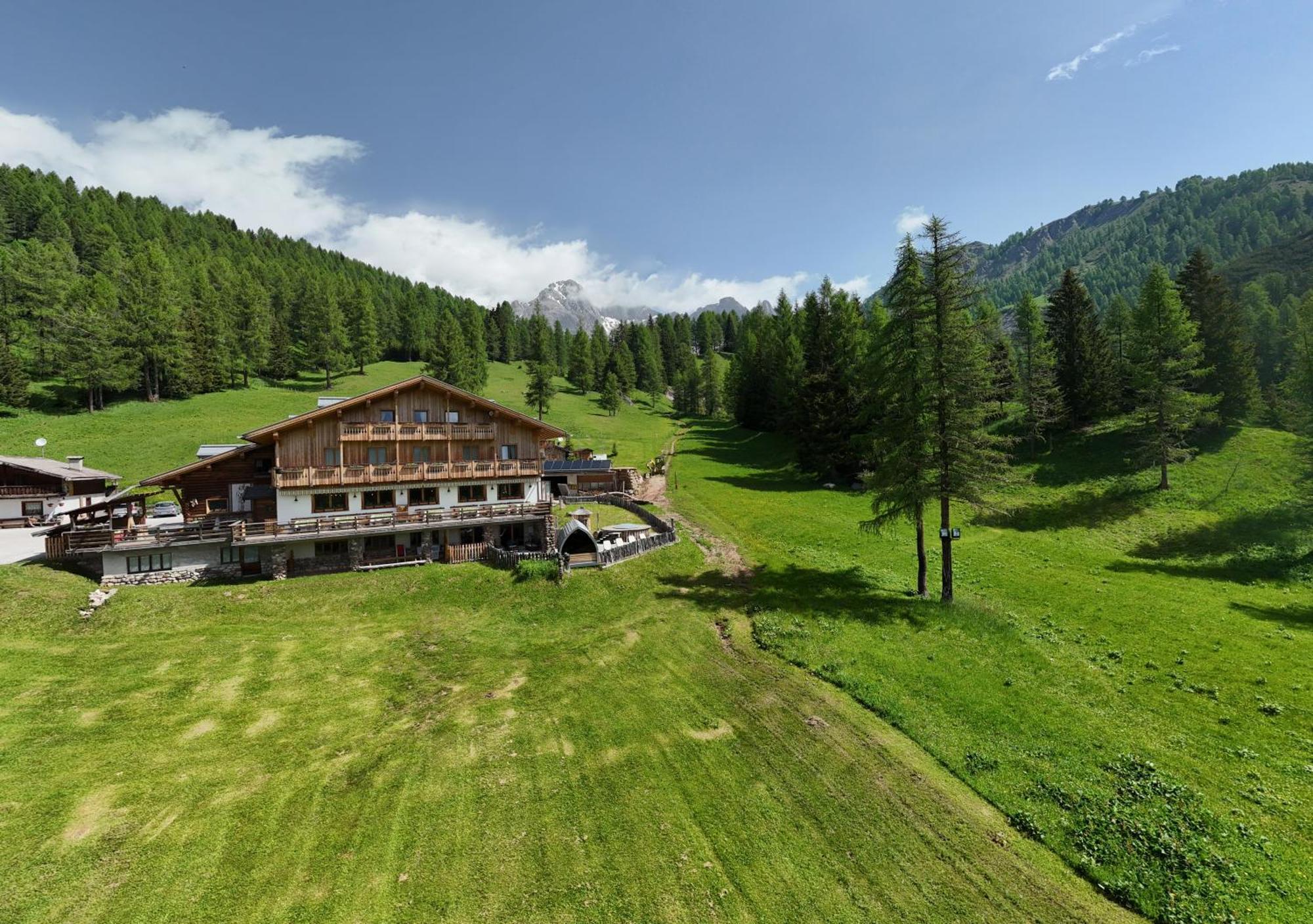 Hotel Rifugio Flora Alpina Passo San Pellegrino Exterior foto